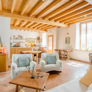 https://alla-torre-del-barbarossa.it-lombardy.com