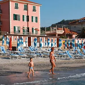 La Milanese 3* Pietra Ligure